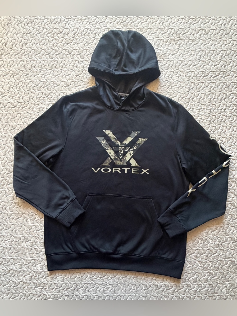 Vortex Optics Men’s Large Black Camo Logo Performance Pullover Hoodie
